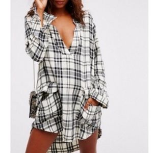 Free People × CP Shades Check Mate
Double Cloth Plaid Tunic Dress. Women's M